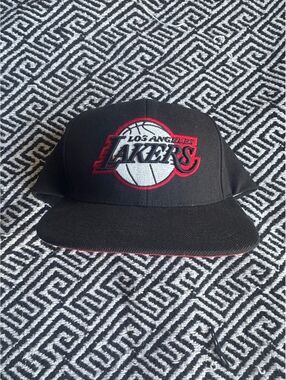 Mitchell & Ness Los Angeles Lakers Black Snapback Hat